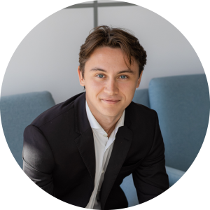 Oliver MacDonald-Butler_Legal Assistant